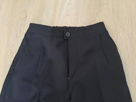 Slávnostné oblečenie, 146