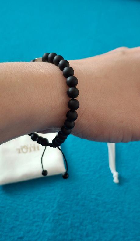 Pánsky náramok z čičmian od šperkárky petra toth., petra toth