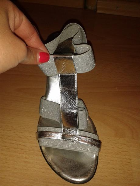 Strieborne sandalky, 37
