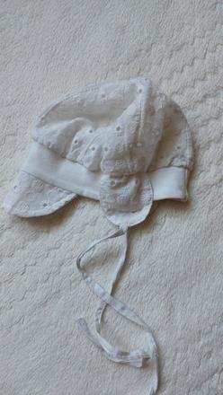 Madeirový klobúčik, 42