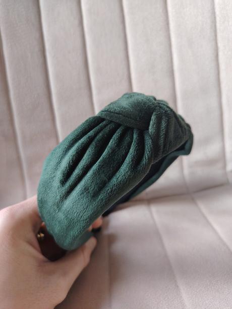 Smaragdovo zelená velúrová čelenka do vlasov, 
