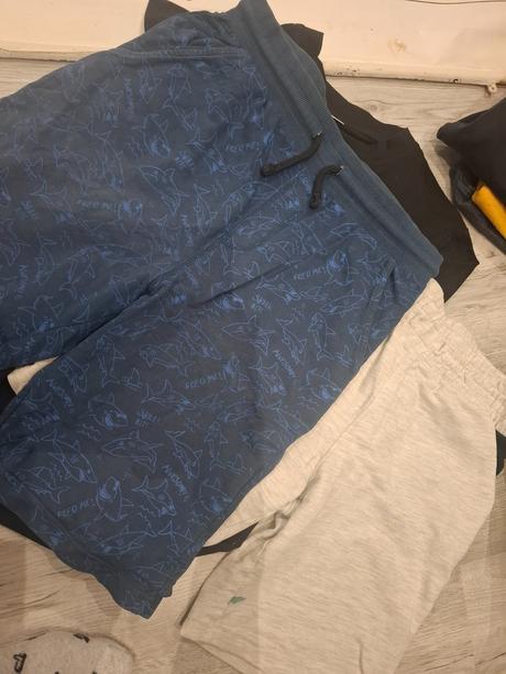 Balík trička, kraťasy veľ.140, cca32ks, 140–152