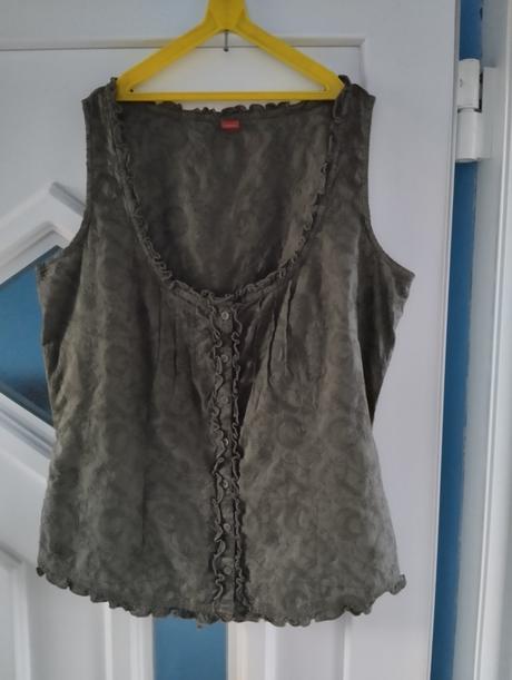 Vesta m/l darujem, s.oliver,m