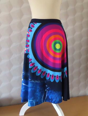 Dámska sukňa, veľ. l/xl, l