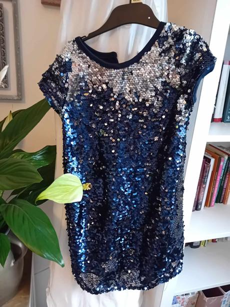 Flitrovane saty cislo 122., 122