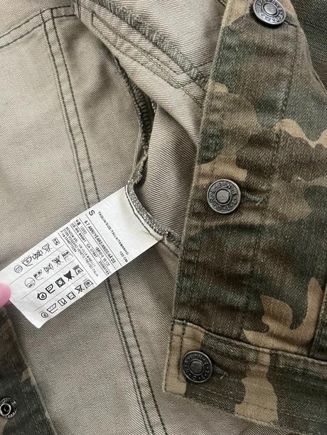 Riflová-maskáčová bunda, benetton,122