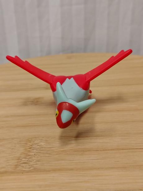 Figúrka pokémon latias, mcdonald's 2018 (č. 1), 