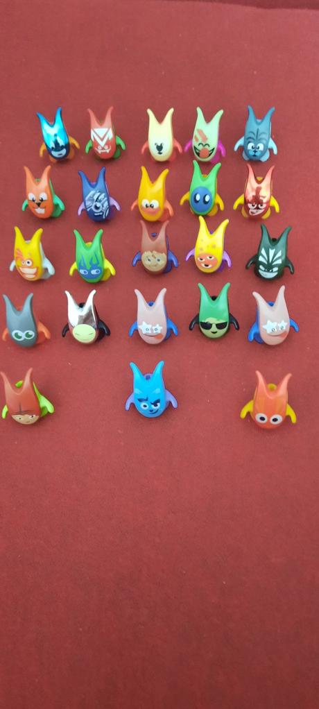 Postavicky skladacie 23 ks -vys.4 cm,