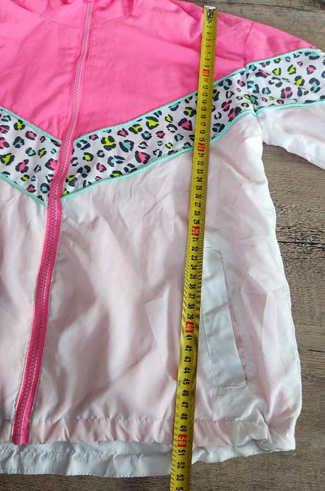 Dievčenská prechodná vetrovka, 134