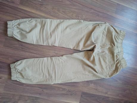 Nohavice, bershka,34