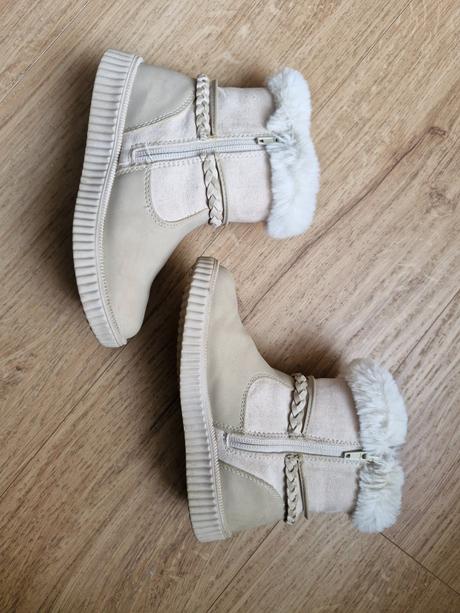 Čižmičky na zimu 30, graceland,30