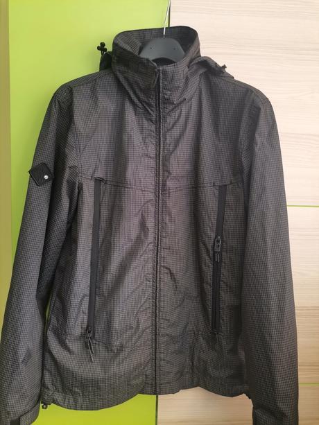 Chlapčenská /pánska vetrovka veľ. s, s