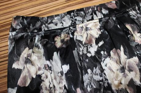 Mini sukňa river island v. 38, river island,38