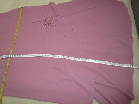 3087. spol. šaty, 50