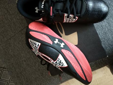 Halovky under armour, 37