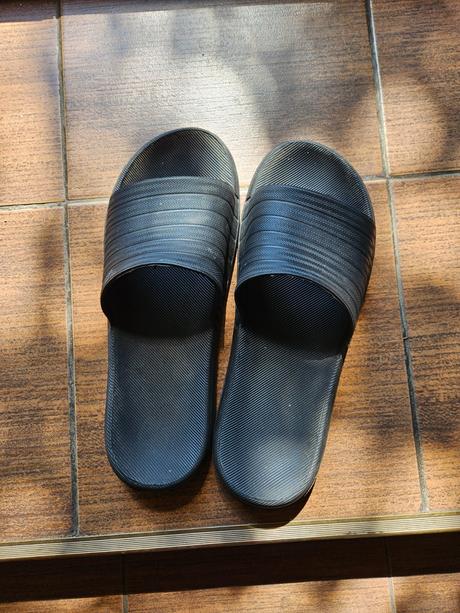 2x šľapky 45, 45/46, 45