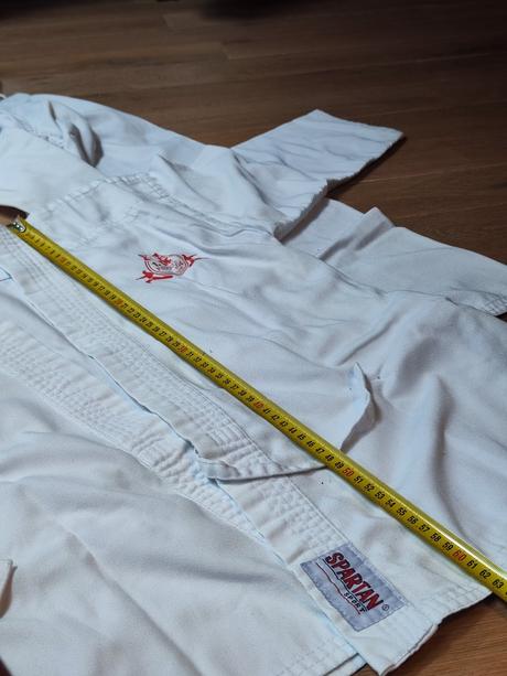Karate výstroj, 134
