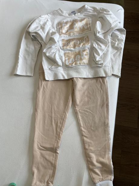 Teplakova súprava, 128