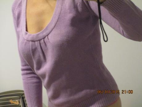 Fialový pulovrík, s