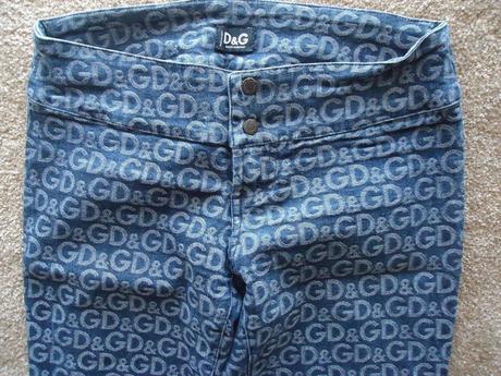 Slim rifle s logom d&g v látke, originál vel.28, m