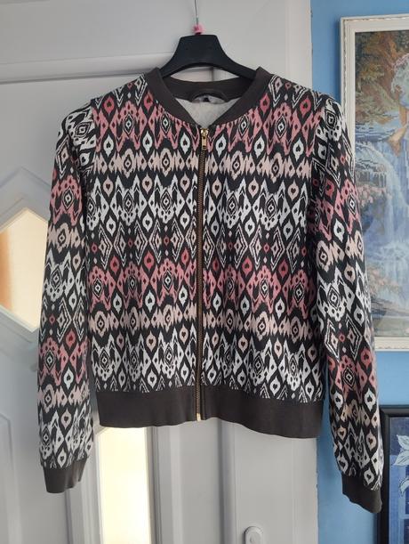 Pekna mikina, lindex,170