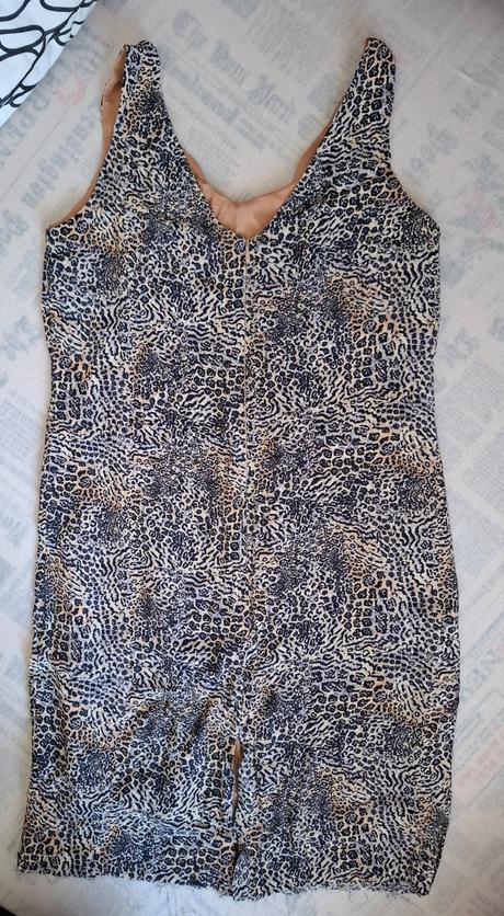 Dámske puzdrové šaty veľ. 40, 40