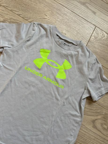 Tričko, under armour,128