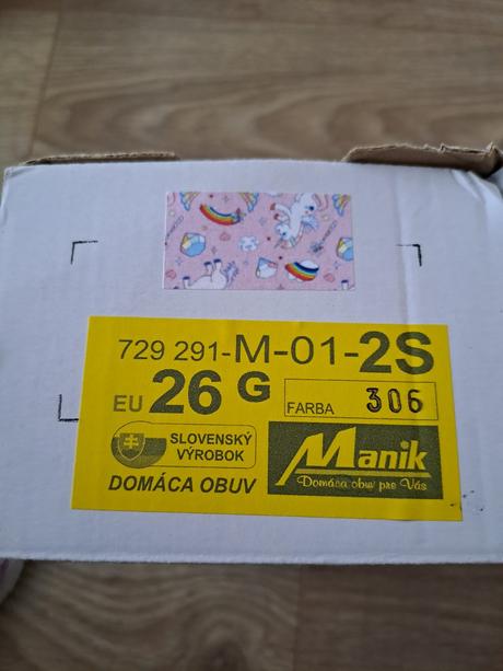 Papučky manik jednorožec, manik,26