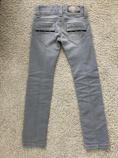 Úžasne dkny rifliky, dkny,128