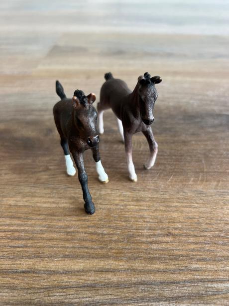 Schleich malé kone, 