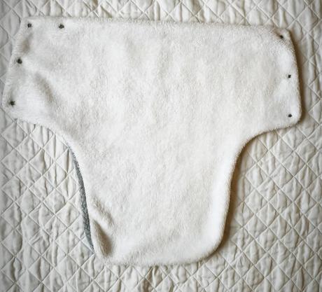 Nosiaci nákrčník, m