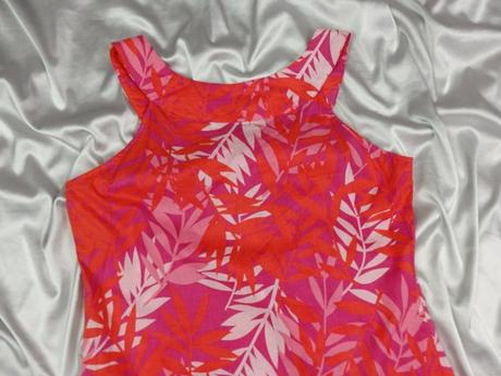 Kvalitné letné šaty, 42