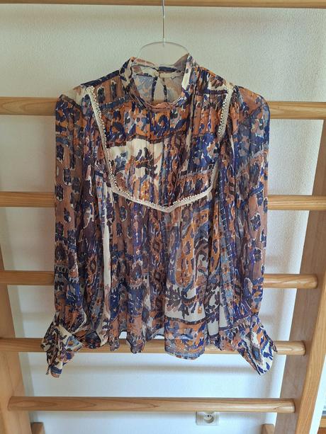 Krásna blúzka, reserved,m