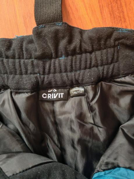 Lyžiarska bunda + lyžiarske nohavice + rukavice, crivit,146