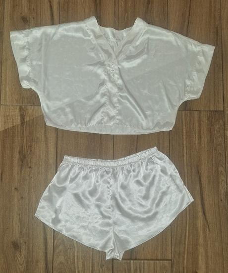 Saténová súprava v. 40/42, 42