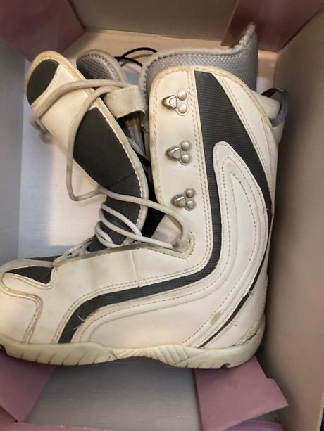 Snowbordove topanky, 37