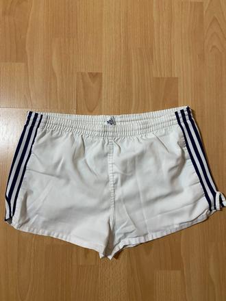 Biele šortky s pruhami na boku c&a, c&a,s
