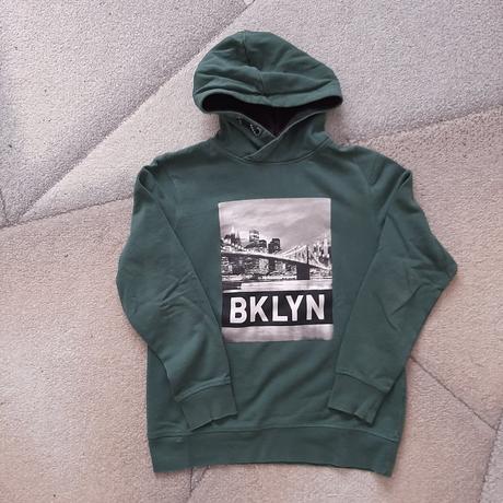 Predám chlapčenskú mikinu veľ146, 146