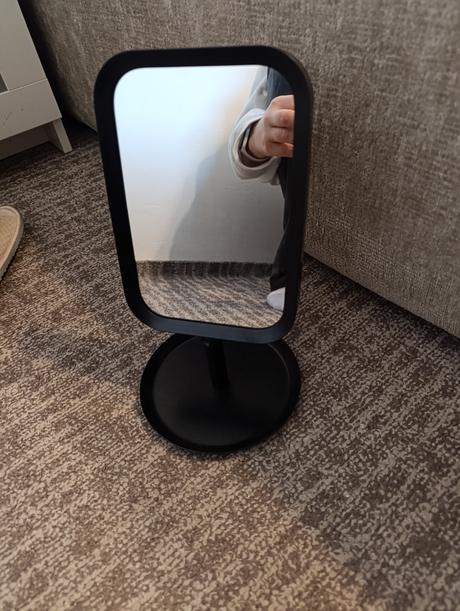 Kozmetické zrkadlo, 