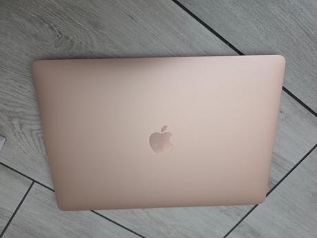 Predám apple macbook, apple