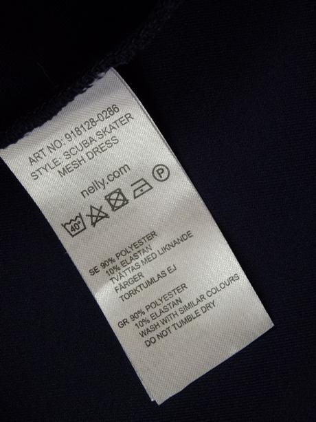 Luxusné tmavomodré šaty, 42