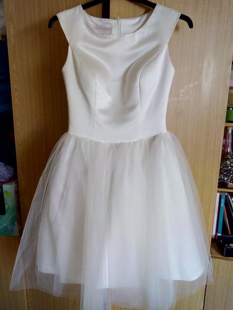 Šaty v štýle audrey hepburn, s