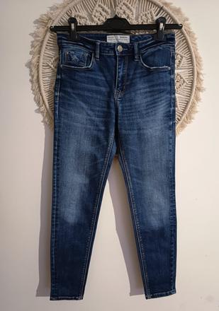 Džínsy stradivarius, stradivarius,s