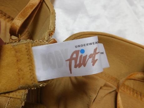 Kvalitná zlata podprsenka, 85b