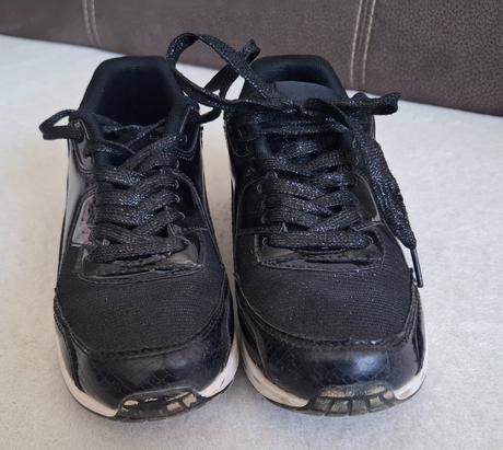 Čierne lesklé trblietavé tenisky, 36