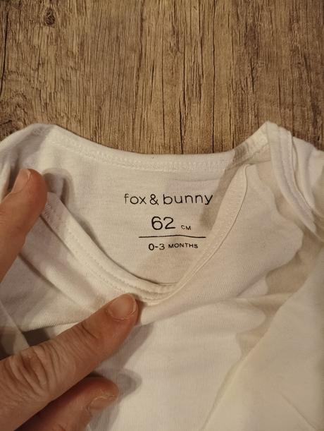 Kratke a dlhe body 0-3 mesiace, c&a,62