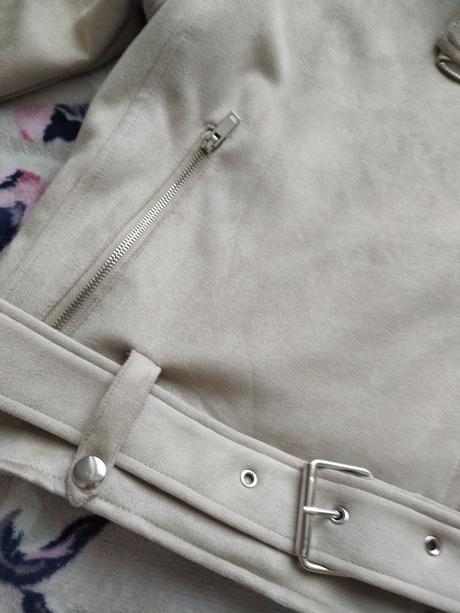 Štýlová biker bunda v béžovej farbe veľ.38, 38