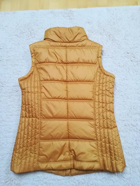 Teplá vesta, c&a,42