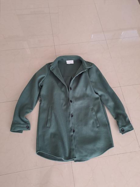 Zelená košeľa, gate,l