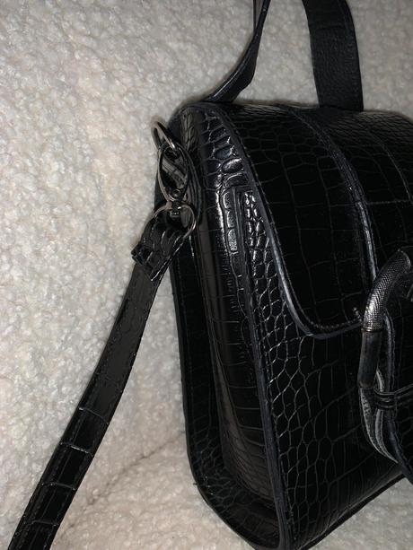 Kožená crossbody kabelka,